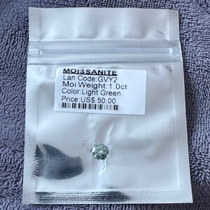 New 1.0ct. light green moissanite gemstone